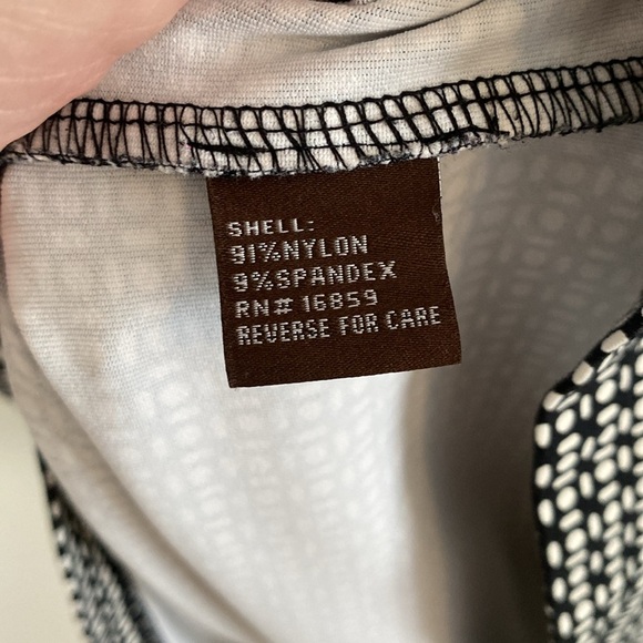 J. McLaughlin Black and White Catalyst Dress Geometric 3/4 Sleeve size Med - Picture 9 of 10